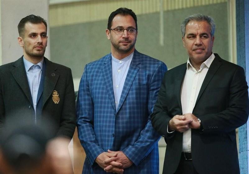 معتمدی: رفتار مهردلان حرفه ای نیست و نباید فدراسیون زیر معتمدی: رفتار مهردلان حرفه ای نیست و نباید فدراسیون زیر سؤال برود، پول هیچ ورزشکاری خورده نمی گردد