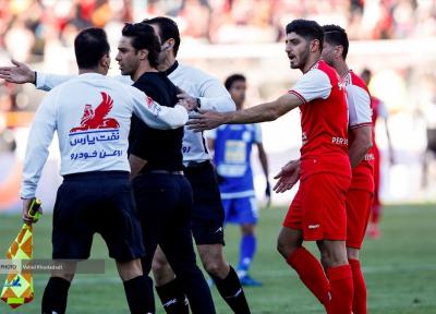 داوران داخلی بهتر از خارجی ها در دربی قضاوت کردند، پرسپولیس شانس بیشتری برای پیروزی دارد