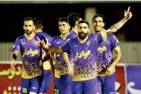جنگ استقلالی ها برای صعود جنگ استقلالی ها برای صعود